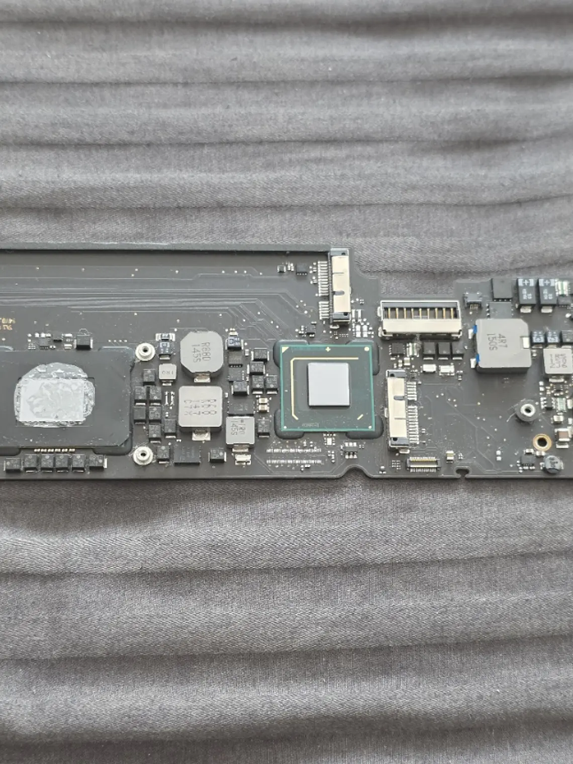Peças do MacBook Air A1370 EMC 2471 - 2011 - 49F 8