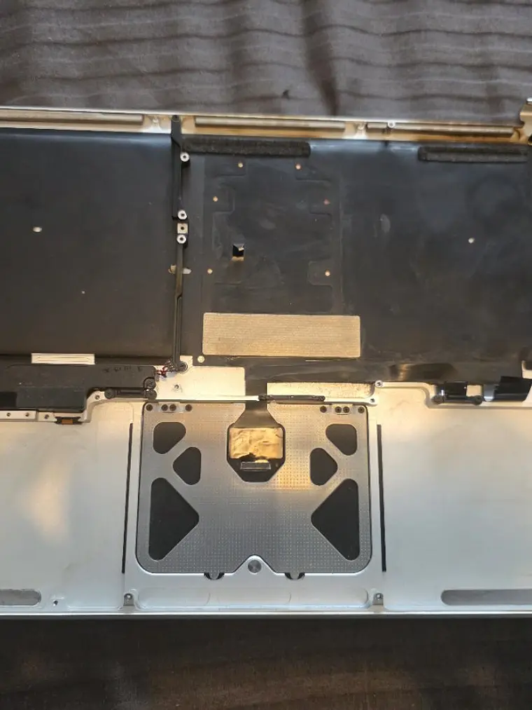 Peças para MacBook Pro A1286 Mid 2009 - 4 2
