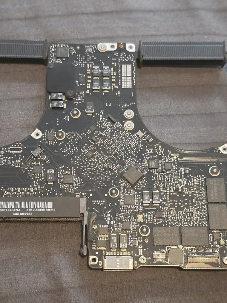 Peças para MacBook Pro A1286 Mid 2009 - 4 4