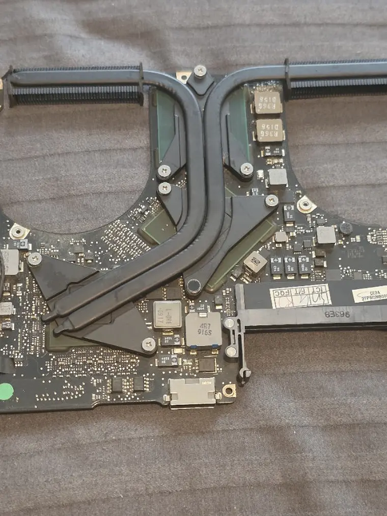 Peças para MacBook Pro A1286 Mid 2009 - 4 5
