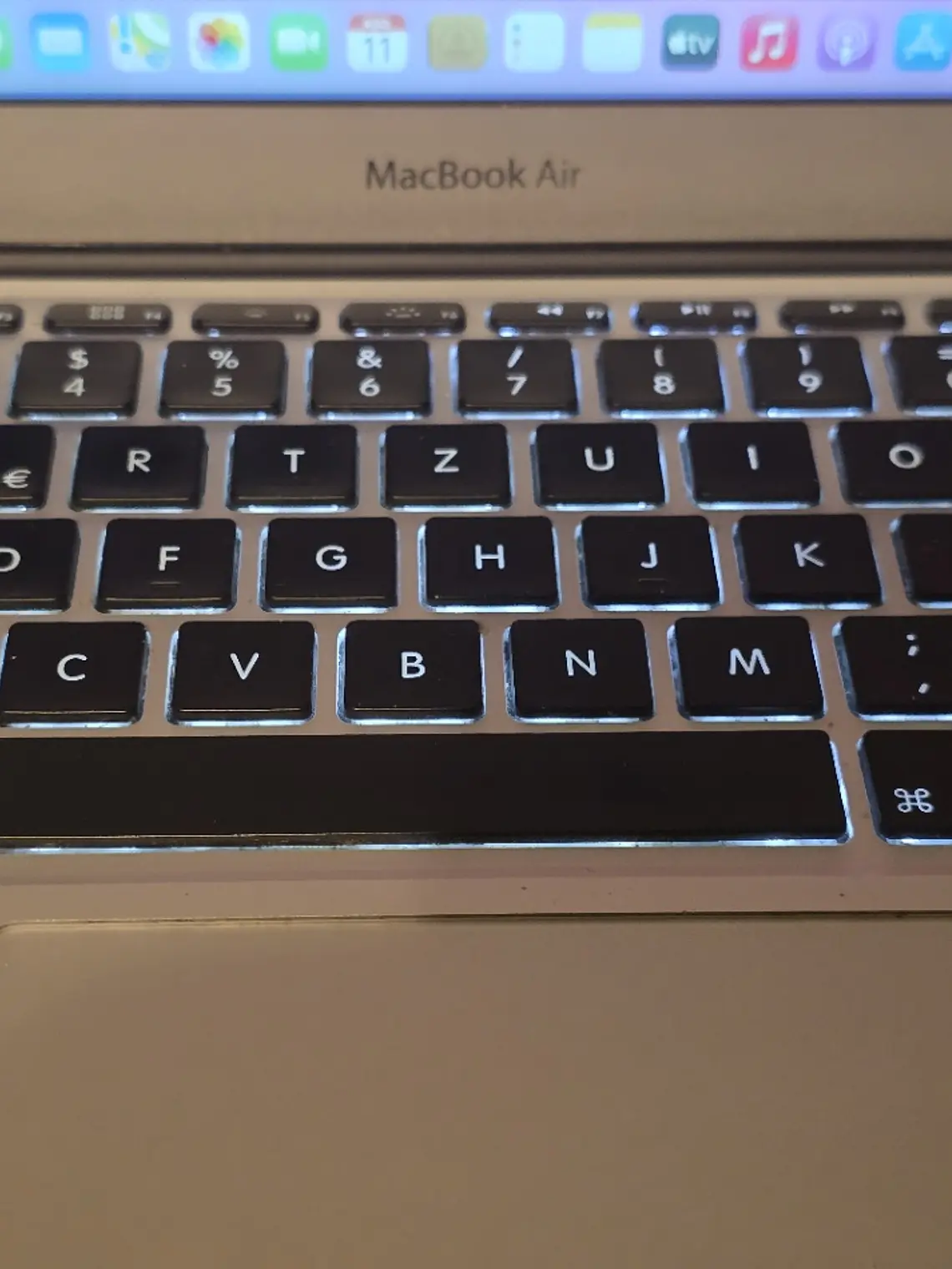 Macbook Air A1465 EMC 2631 4Gb 11