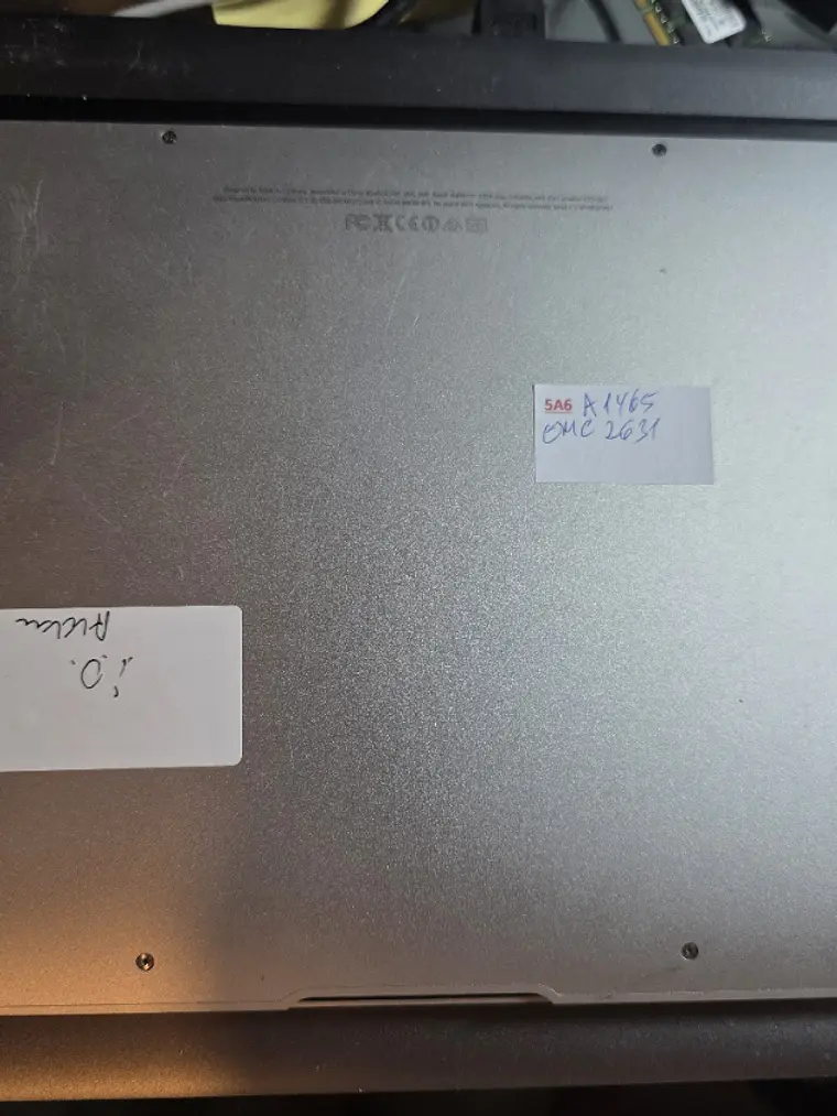 Macbook Air A1465 EMC 2631 4Gb 11