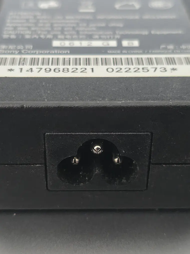 Carregador Sony VAIO 90W VGP-AC19V14 2