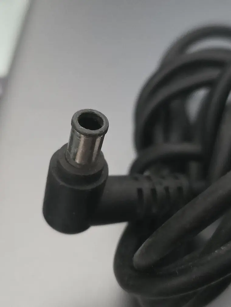 Carregador Sony VAIO 90W VGP-AC19V14 3