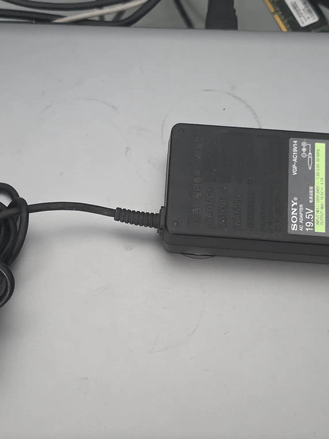 Carregador Sony VAIO 90W VGP-AC19V14 4