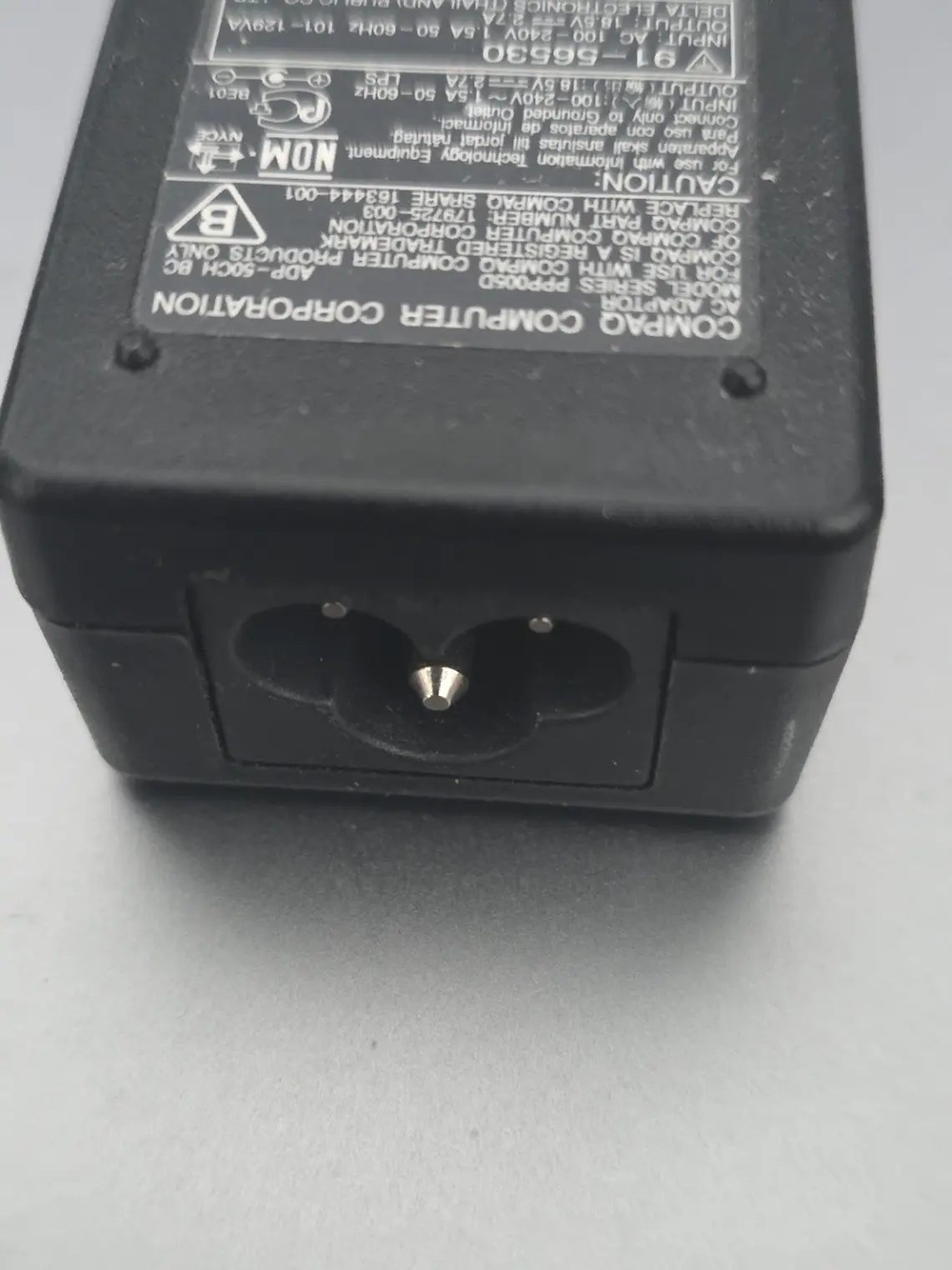 Carregador Compaq 50W PPP005D 18.5V 2.7A 4