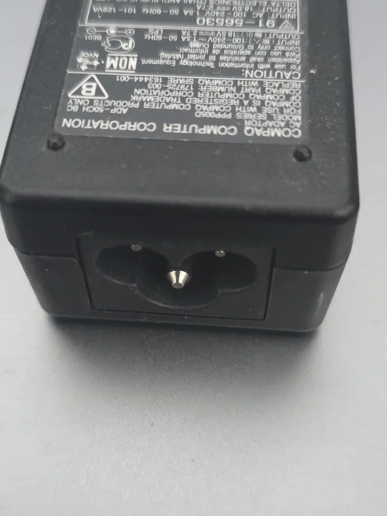 Carregador Compaq 50W PPP005D 18.5V 2.7A 4