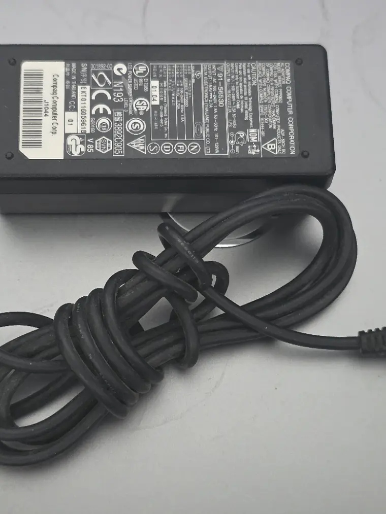 Carregador Compaq 50W PPP005D 18.5V 2.7A 1