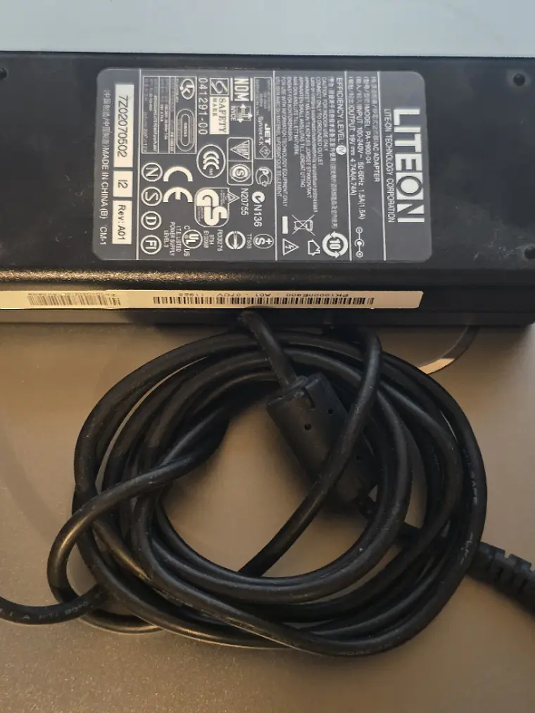 Carregador LiteOn PA-1900-04 90W 19V 4.74A 1