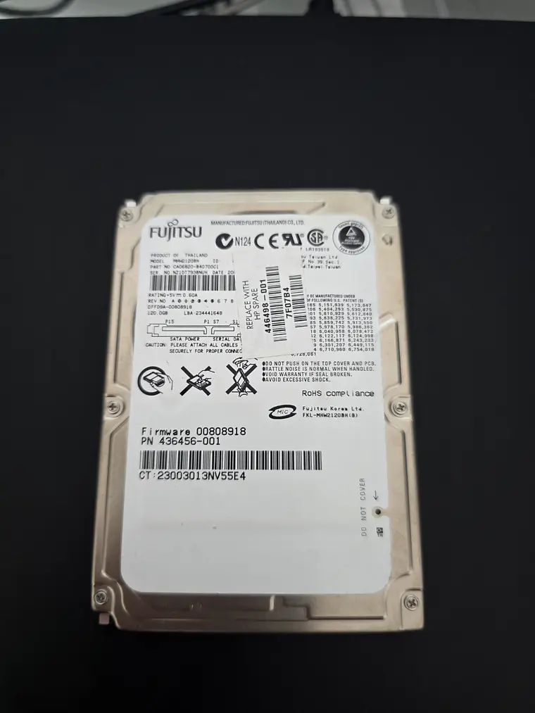 HDD Fujitsu 120GB SATA 2.5 MHW2120BH 1