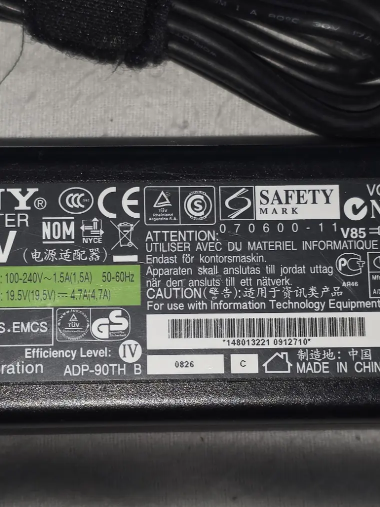 Carregador Sony VGP-AC19V26 90W 1