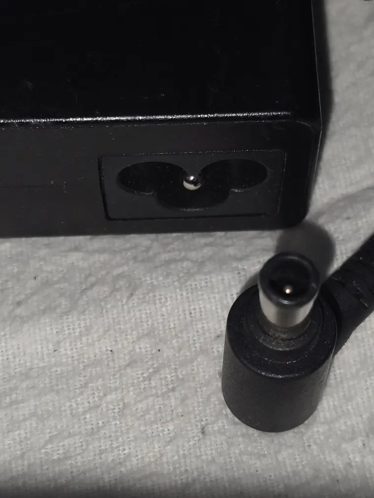 Carregador Sony VGP-AC19V26 90W 2