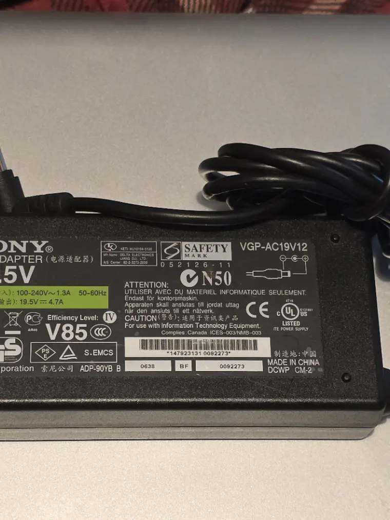 Carregador Sony VGP-AC19V12 90W 2