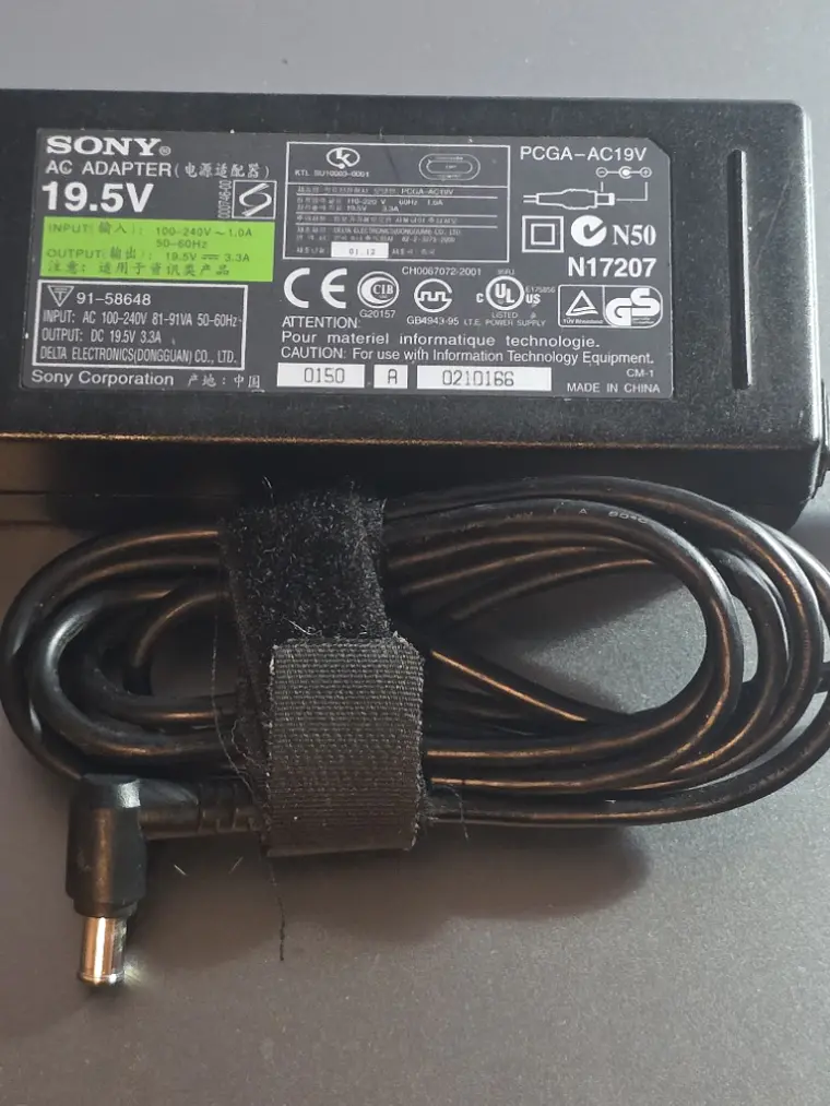 Carregador Sony PCGA-AC19V 64W 2