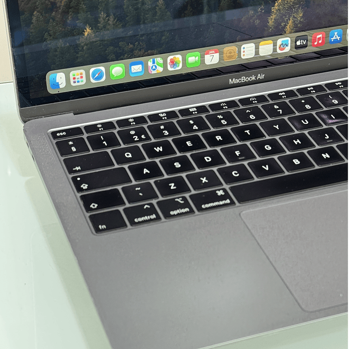MacBook Air 13'' (2019) i5 16GB RAM 256GB SSD 3