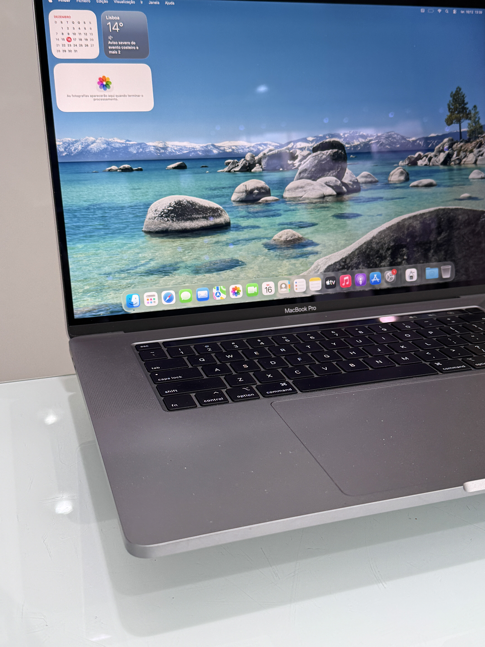 MacBook Pro 16'' (2020) intel i7 32GB RAM 500GB SSD 1