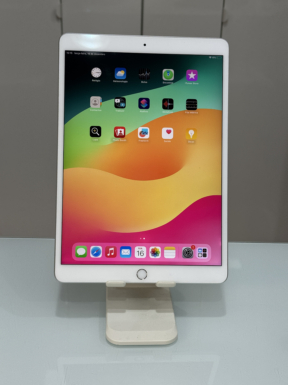 iPad Air 3 A2152 2019 64GB Wi-Fi  1