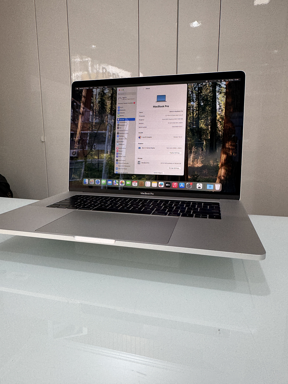 MacBook Pro 15'' TouchBar A1990 (2018) i7 32GB RAM 500GB SSD 3