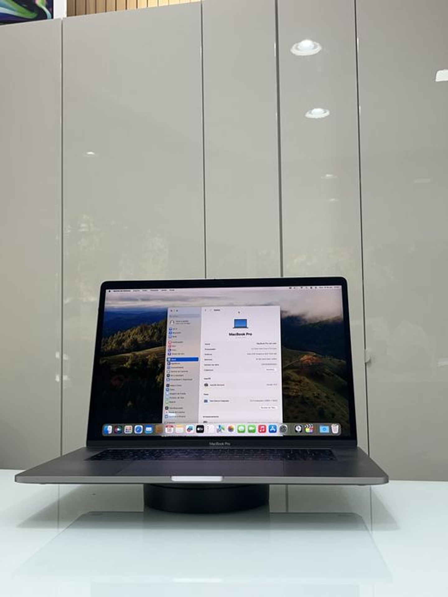 MacBook Pro 15” 2019 | i7 32GB RAM | 256GB SSD | Garantia | Loja 4
