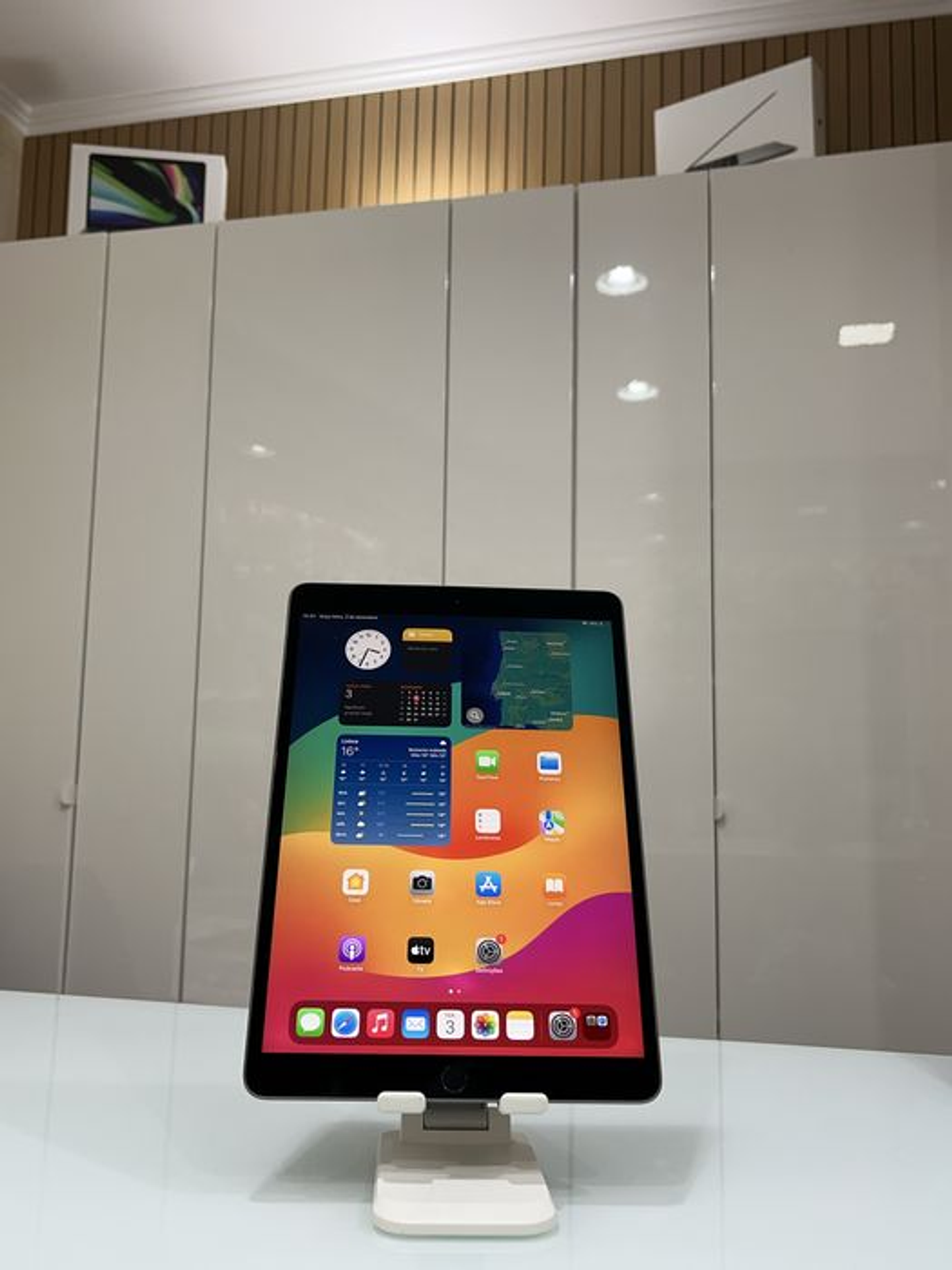 Ipad Air 3 com 128GB Rigorosamente novo, visite a loja em Lisboa 1