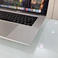 MacBook Pro 15'' (2016) i7 16GB RAM 256GB SSD - Thumbnail 2