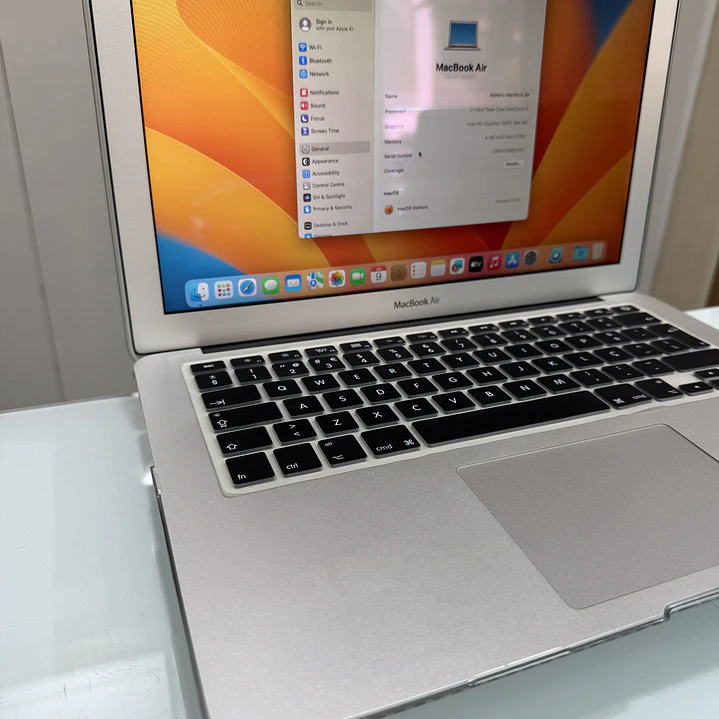 MacBook Air 13 2011 i5 4GB RAM 256GB SSD Grade B 2