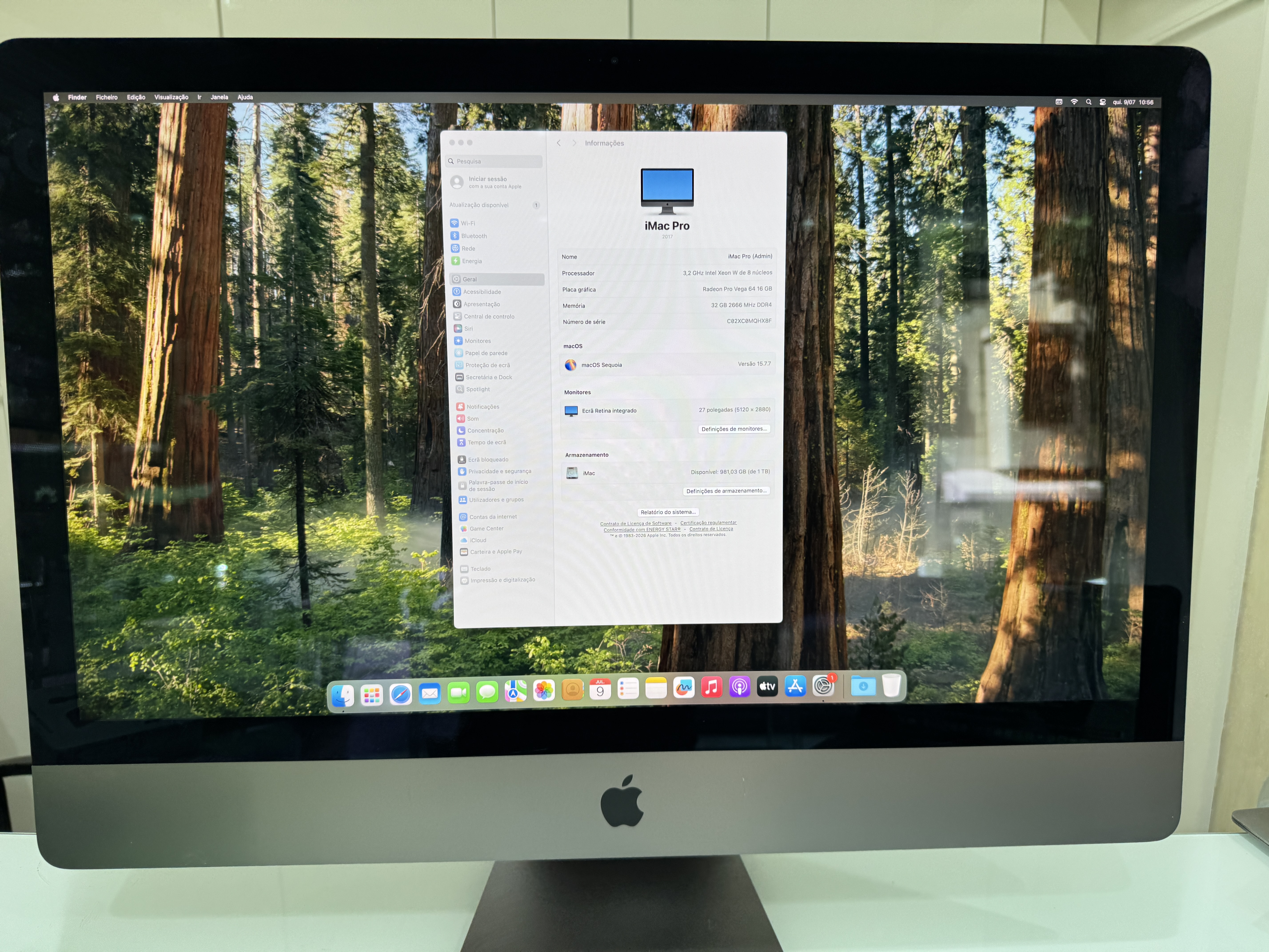 iMac Pro Late 2017 5K Intel(R) Xeon(R) W-2140B CPU @ 3.20GHz