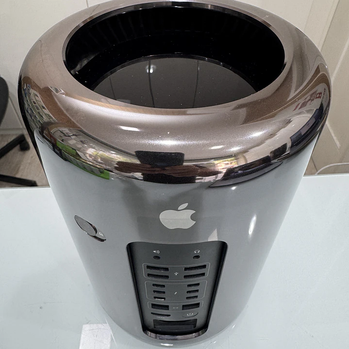 Mac Pro A1481 2013 Intel(R) Xeon(R) CPU E5-1650 v2 @ 3.50GHz 32GB RAM 256GB SSD 1
