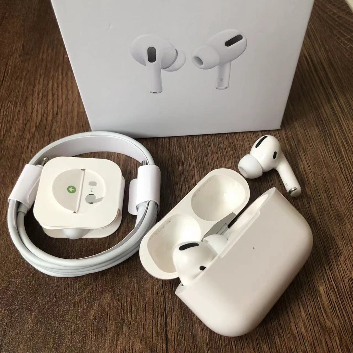 AirPods Pro Calidad OEM Audífonos de Apple + Funda de Regalo 4