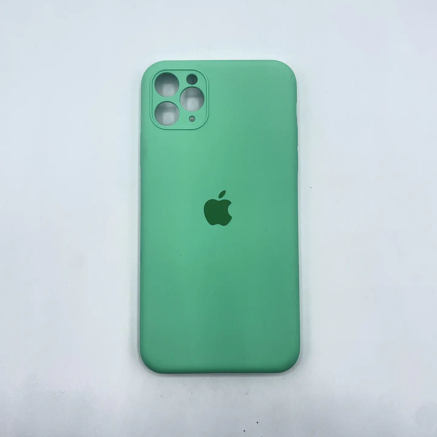 Carcasas con Logo Apple i11 Pro Max 26