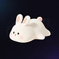 LÁMPARA LED INFANTIL ANIMALES DE SILICONA RECARGABLE USB | LUZ NOCTURNA PARA NIÑOS | 3 COLORES | TEMPORIZADOR 30 MINUTOS - Miniatura 1