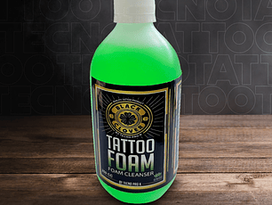 JABON ANTISEPTICO BLACK CLOVER 1 LITRO