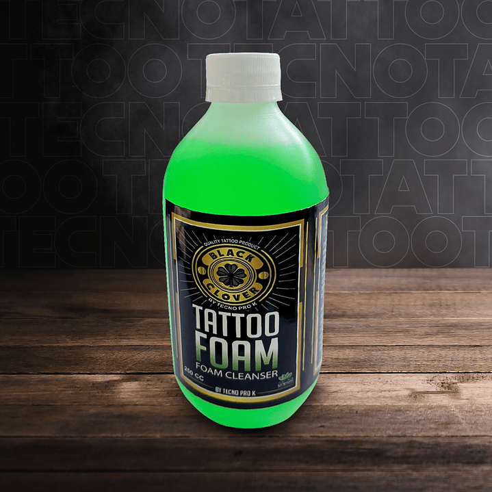 JABON ANTISEPTICO BLACK CLOVER 1 LITRO 1