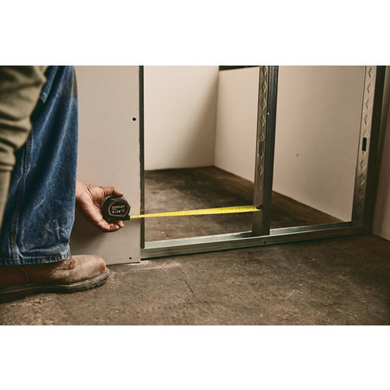 Huincha Magnética Profesional Stanley 5 Metros 30-085 con Punta Imantada 3