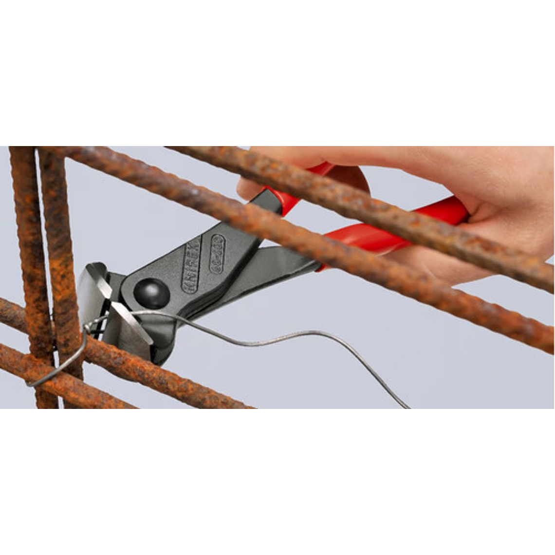 Alicate de Corte Frontal 7