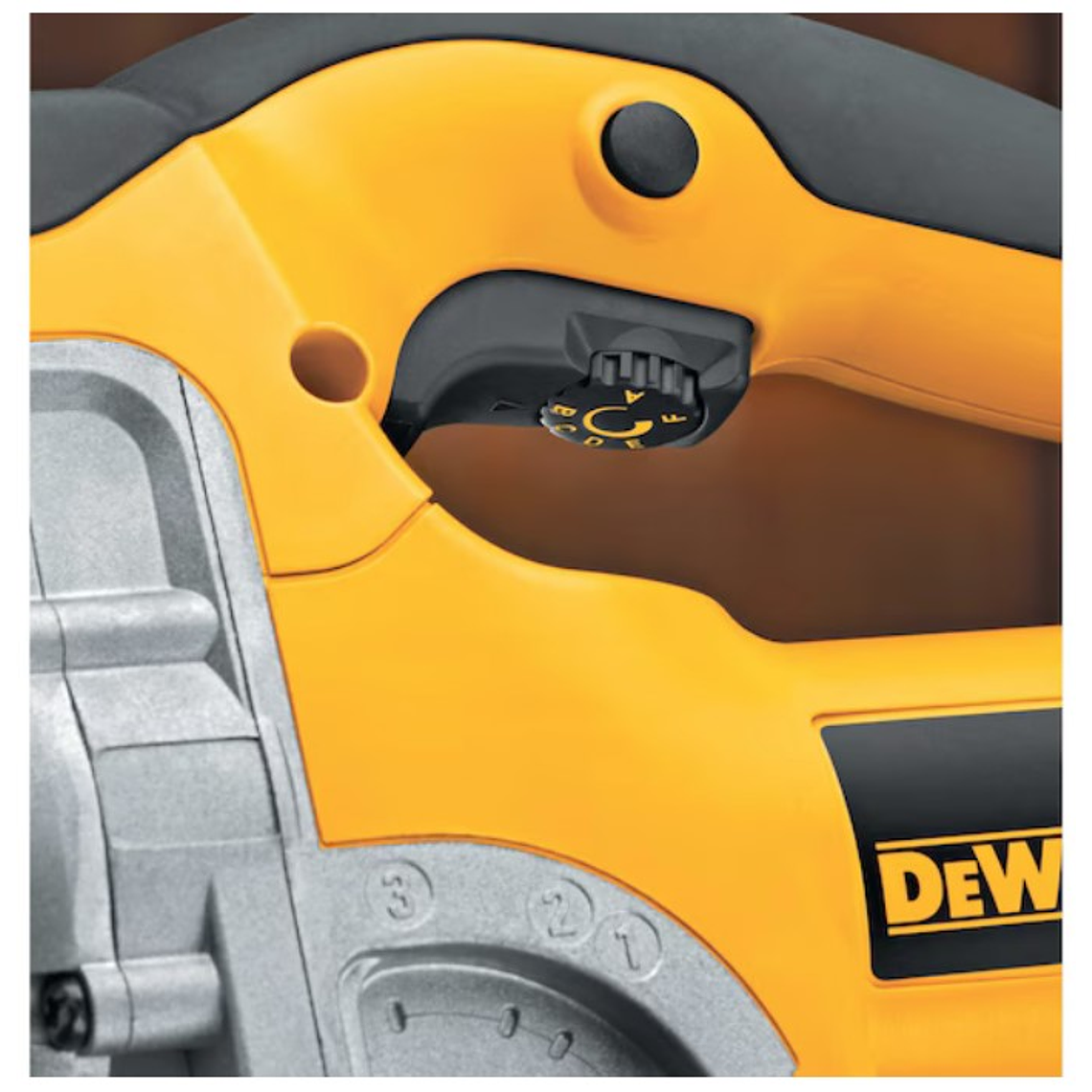 Sierra Caladora Profesional Dewalt DW331K-B2 con Velocidades Ajustables 8