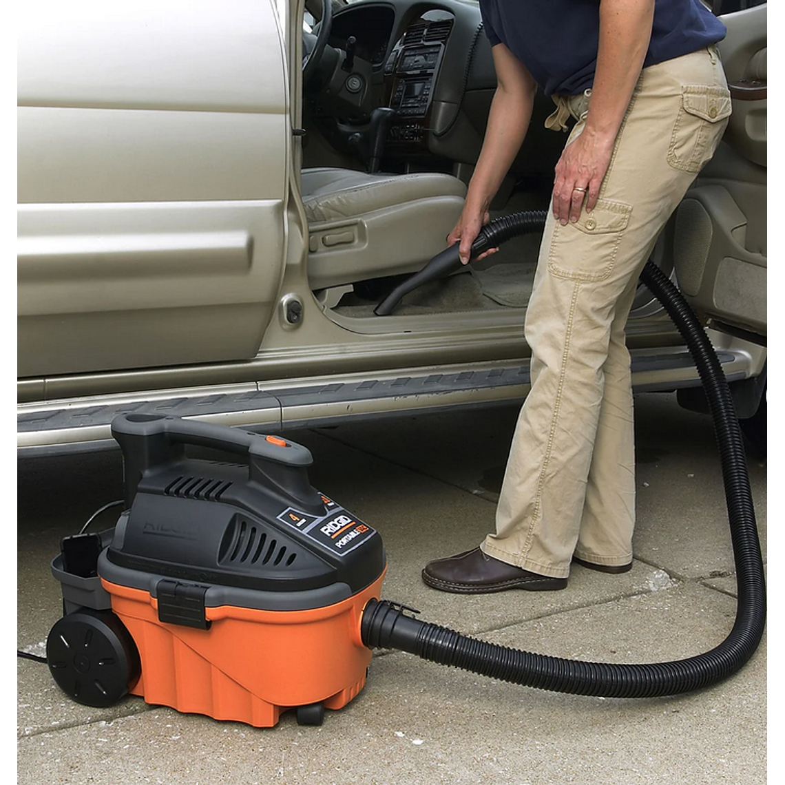 Aspiradora Industrial RIDGID 50883 WD-4075 - 15 Litros - 5 HP - Aspira Polvo, Agua y Sopla 5