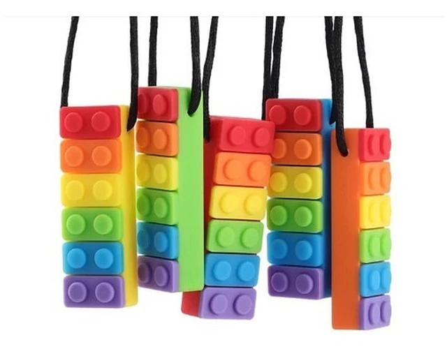 Mordedor Collar Ajustable Sensorial  Lego Textura 