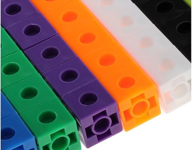 Cubos Multiencaje Conectable 100pc. Boques Matemática