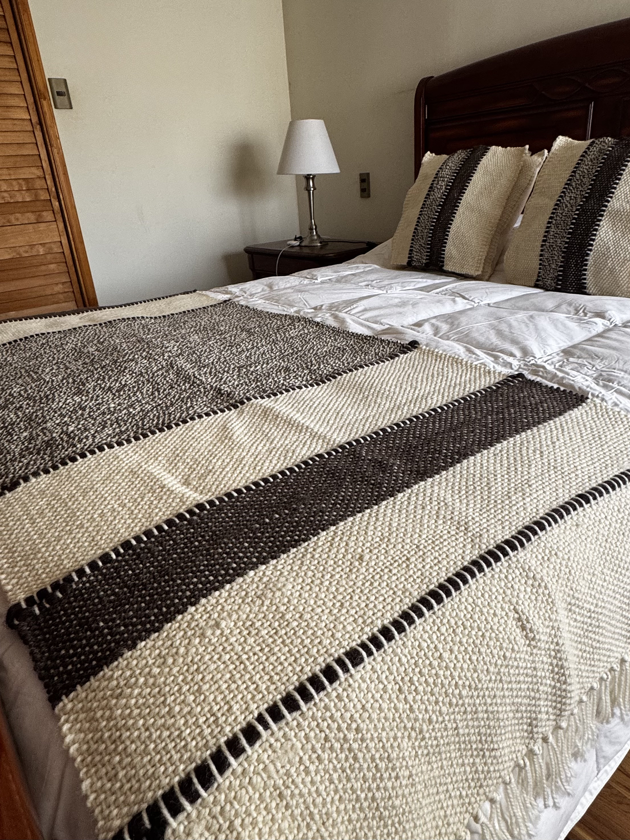 CONJUNTO NORDICO CON TOQUES RUSTICO 1