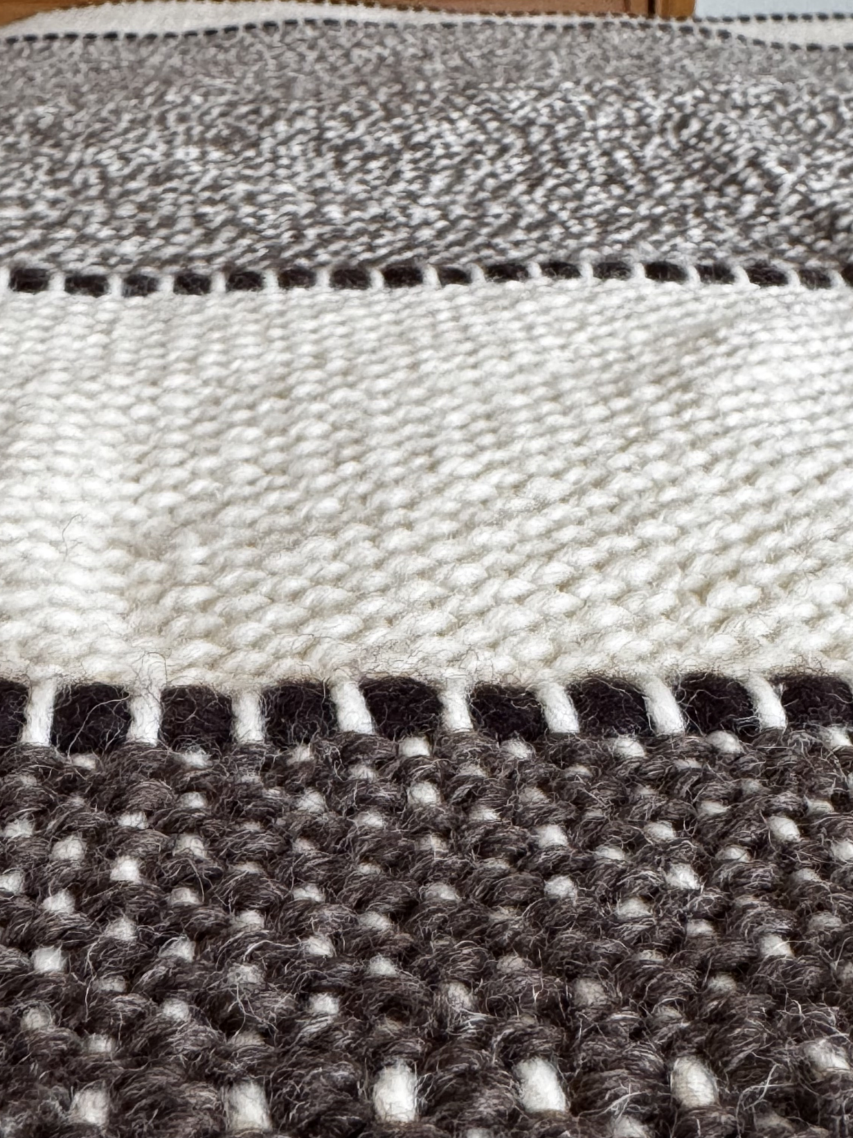 CONJUNTO NORDICO CON TOQUES RUSTICO 2