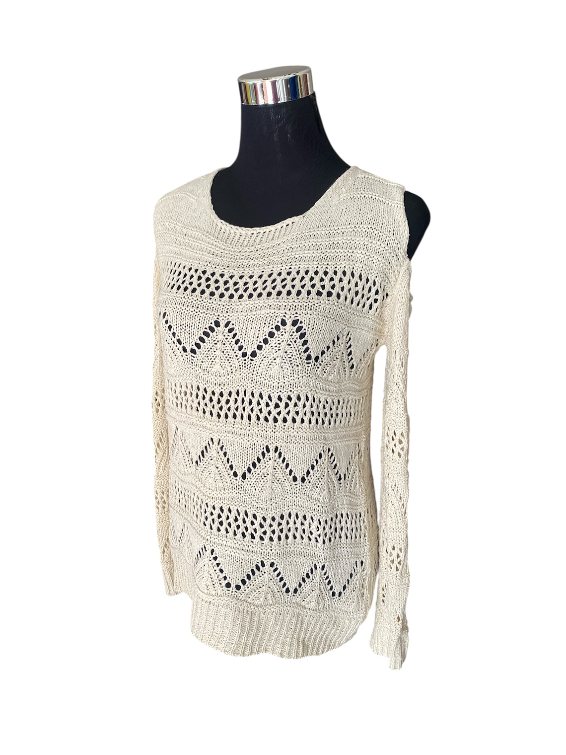 POLERON HILO HOMBRO DESCUBIERTO Y AMARRA 4