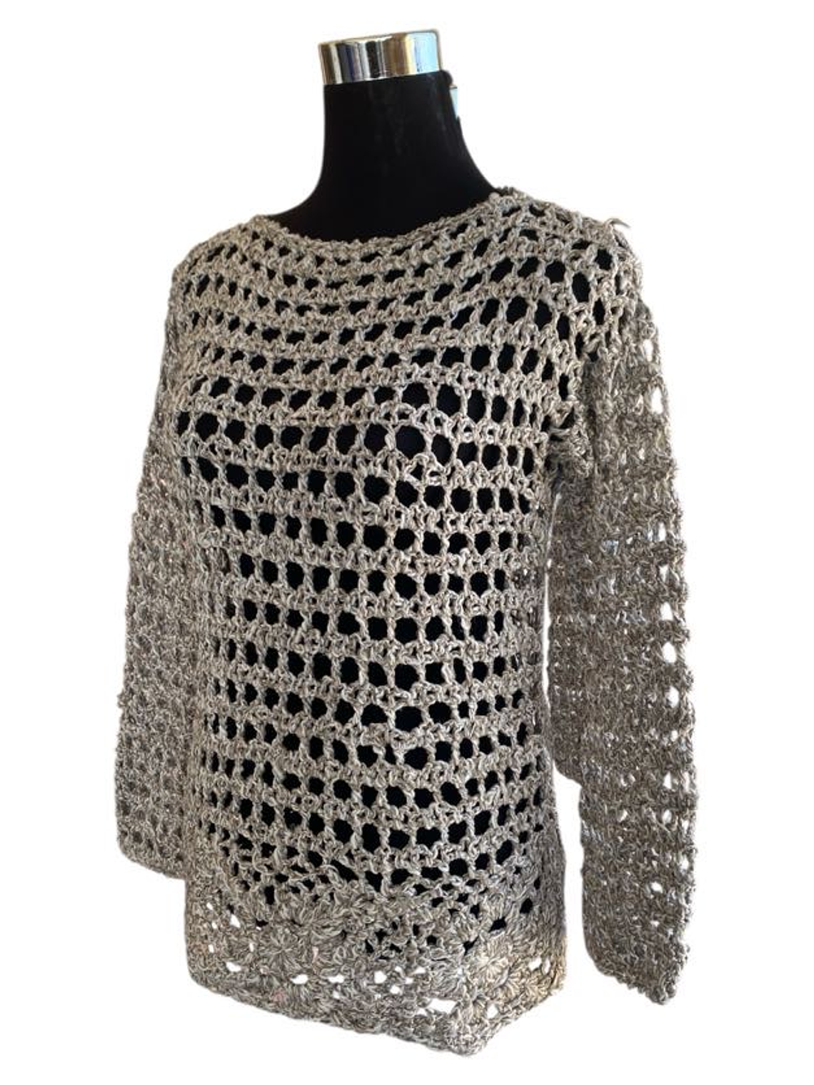 POLERON CALADO HECHO A MANO GRIS 2