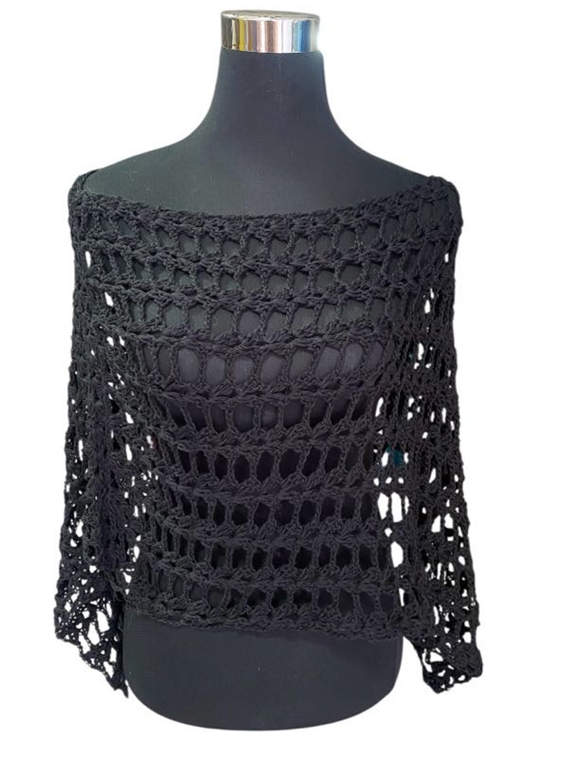 CAPA EN HILO HECHA A MANO 1