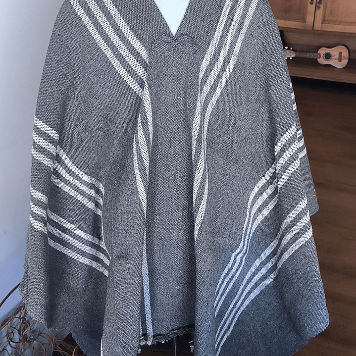 PONCHO DE OVEJA  6