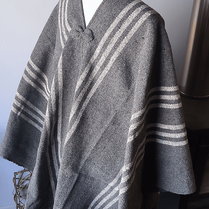 PONCHO DE OVEJA  3