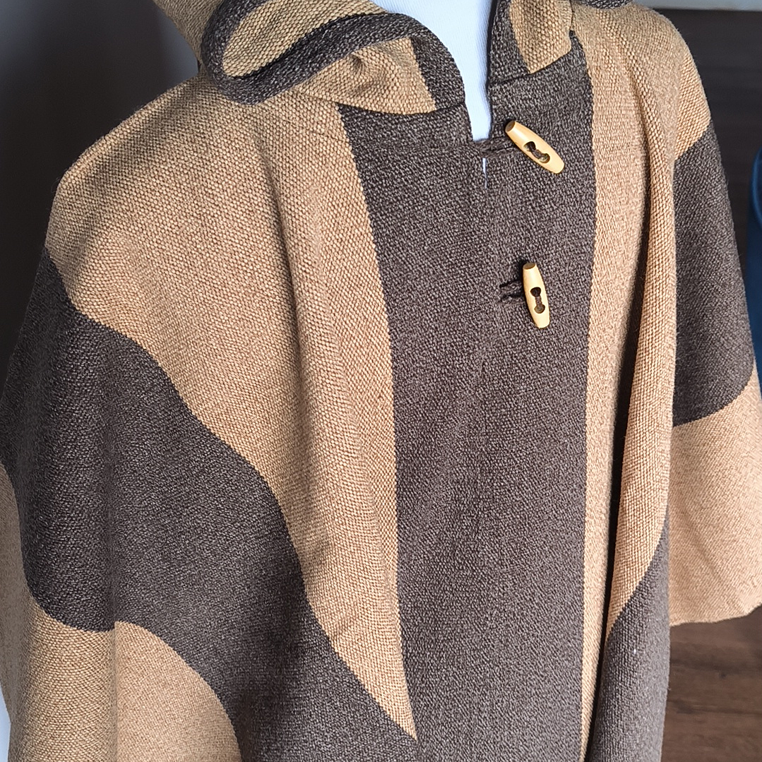 PONCHO LANA ADULTO 4