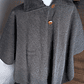 PONCHO CON CUELLO ALPACA - Miniatura 7