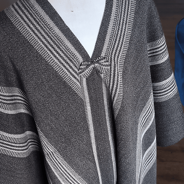 PONCHO DE ALPACA ADULTO 7