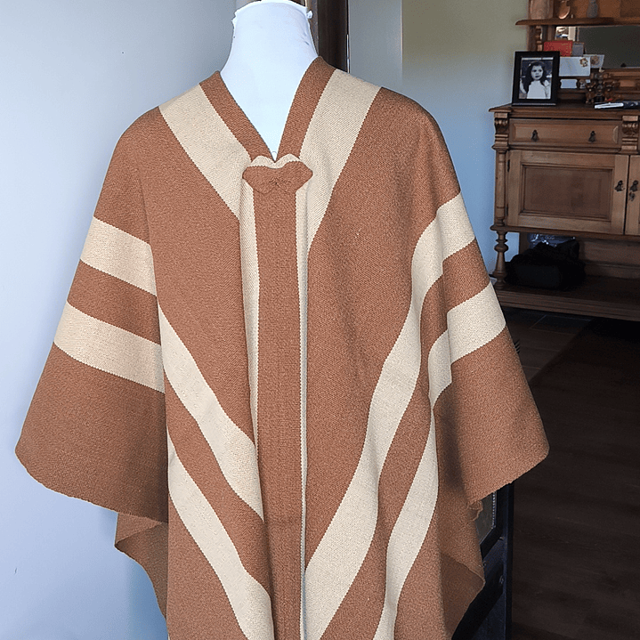 PONCHO DE ALPACA ADULTO 2